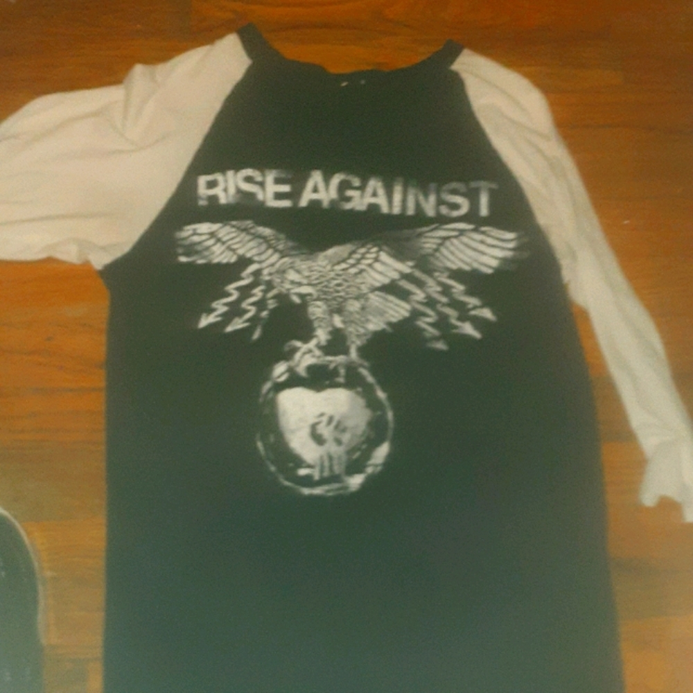 Half sleeve tee